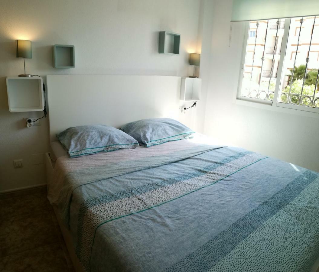 Casa Punta Prima Apartment Орихуела Екстериор снимка